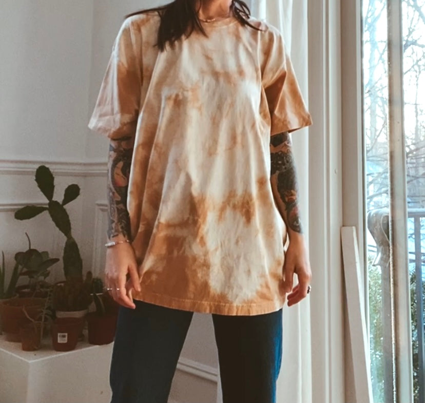 XL T-Shirt (himalayan rhubarb and avocado dye)